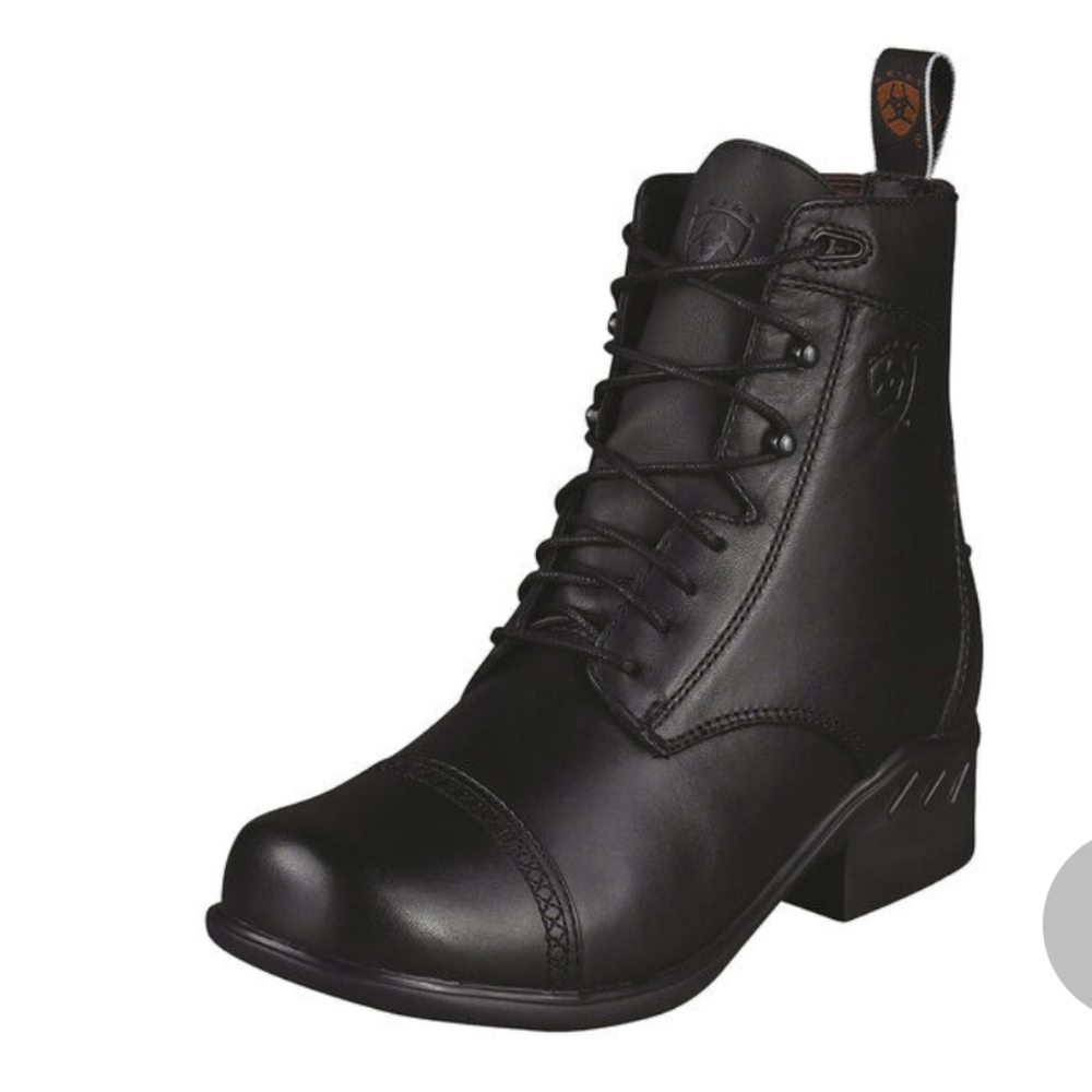 ISO WANTED Ariat RT Round Toe Paddock Boot 8